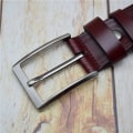 Miniatyrbild 5 av 6: Herrbälte i legeringspänne Spänne i äkta läder för män Svart/kaffe/blått/grönt/rött/lila 3,8 cm brett byxbälte för jeans Wine Red 115CM