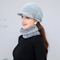Miniatyrbild 1 av 6: Ny vintermössa Tjock varm stickad mössa Halsduk Vantar 3-delars set för kvinnor Elegant blommig basker Utomhus Skidåkning Ridhjälm gray 2pc