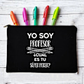 Miniatyrbild 6 av 6: Yo Soy Profesor Cual Es Tu Superpoder Spanska sminkväskor Lärare Canvas Penna Förvaringspåse Resetoalettartiklar Organizer Presenter W01322-TBBK-D