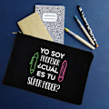 Miniatyrbild 1 av 6: Yo Soy Profesor Cual Es Tu Superpoder Spansk Rese Sminkväska Organizer Presenter Sminkväskor Lärare Canvas Penna Förvaringspåse W01328-TBBK-D