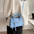 Miniatyrbild 4 av 6: Designerväska Lyx Ny stil Handväska För Kvinna Läder Damväska Trendig Enfärgad Crossbody axelväskor Hög kvalitet Red 2 shoulder bag (20cmMax Length30cm)