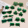 Miniatyrbild 6 av 6: Båglöst mode Grön fyrklöver glasögon Leprechaun Dräktglasögon St. Patrick's Day Irish Shamrock Solglasögon J