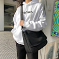 Miniatyrbild 1 av 6: Enfärgad designermode axelväskor för kvinnor Hög kvalitet Canvas Crossbody-väska för damer Casual Ung student skolväska Black (30cmMax Length50cm)