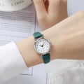 Miniatyrbild 4 av 6: Lyx Watch Kvartslegeringsklocka Dammode Liten urtavla Casual Watch Läderarmbandsur Zegarek Damski YE