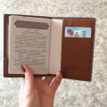 Miniatyrbild 4 av 6: Tecknad Kalle Anka Cover för pojkar Case för barn Söt korthållare Cover Nya presenter passport cover(.1152)