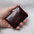 Miniatyrbild 3 av 6: Läder Mini Myntväska Unisex Enkel Bärbar Första Layer Kohud Retro Handgjord dragkedja Liten case Light Brown
