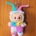 Miniatyrbild 2 av 5: /QU/Labubu Tredje Generationen Kläder Handvirkad Macaron Clown Set Stil Overall Dockkläder Hushålls Diverse
