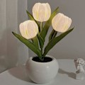 Miniatyrbilde 1 av 5: \"QD\" Tulipan Nattlampe med Keramisk Vase Simulering LED Bordlamper med Batteri, Bordlampe Ornament for Hjem Stue (Hvit)