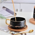 Miniatyrbilde 4 av 5: [QD] Qinhai Marmor Keramisk Kaffekrus Sett Tekopp med Skje Treunderlag, Gaver til Valentinsdag Morsdag Eksamen Jul