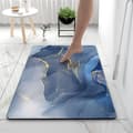 Diatomit bademåtte, absorberende hurtigtørrende med skridsikker gummibagside, til badeværelse, bruser og badekar, blå marmor, 40 x 60 cm