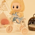 Miniatyrbild 1 av 5: /QU/Labubu Kläder 17cm Dockor Labubu Klädd Blind Box Labbub Docktillbehör mini soffa Pink