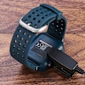 Pikkukuva 3 / 5: \"QD\" USB-latausklipsi, telakka ja kaapeli - Garmin Lily Forerunner 35 30 735XT 630 235