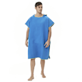 Miniatyrbild 1 av 4: Mediumblå surfponcho för kvinnor och män – Badponcho, strandponcho{F2}