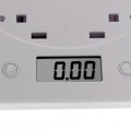 Pikkukuva 3 / 3: 10 kg:n digitaalinen lemmikkivaaka vauvojen kasvun mittaamiseen
