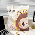 Miniatyrbilde 4 av 5: La Canvas Bag Dame Student Søt Tegneserie Shopping Bag Casual Skulderveske The Monsters Utendørs Reisebruk YB13G YB13G bath YB13G bath {sl} YB13G bath 35cm 40cm