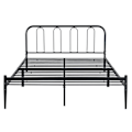 Pikkukuva 3 / 4: Metallinen parivuode metallilatoilla ja 160x200 musta matala patja