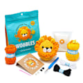 Miniatyrbild 1 av 4: Woobles Nybörjar Kit för Virkning i Simple Pea Garn, som Visats på Shark Tank Penguin lion