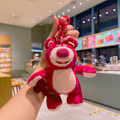 Miniatyrbild 1 av 11: Tecknad Kuromi docka skolväska hänge docka plyschleksak par nyckelring väska hänge Plush Strawberry Bear 11cm (with keychain)