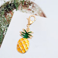 Miniatyrbillede 2 af 5: Merryso Attraktiv Ananas Frugt Charms Vedhæng Nøglering til Taske Bagage Nøgler Børn Julegave