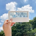Miniatyrbild 2 av 6: 1 Transparent Skärm Väderstation Väckarklocka Inomhus Hygrometer Termometer Väderprognos Sensor Klocka