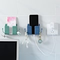 Miniatyrbild 3 av 4: Väggmonterad mobiltelefonhållare - fri stansning väggmonterad mobil