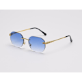 Miniatyrbilde 2 av 4: Trendy solbriller for kvinner sommer 2022 vridde stenger gull Blu Blue one size