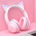 Miniatyrbild 2 av 3: Trådlösa Bluetooth-hörlurar för barn med kattöron, RGB-belysning, hopfällbara, med mikrofon och volymkontroll för flickor pink