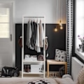 Miniatyrbillede 3 af 8: Rootz White Modern Tøjstativstativ med to opbevaringshylder - Træktøjstativ hængestang - B66 x D39 x H180cm