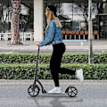 Miniatyrbillede 2 af 9: Rootz Scooter - Børnescooter - Kick Scooter med støddæmpning - Sammenfoldelig - Aluminium - Sort - 92,5 x 37,5 x 87-101,5 cm