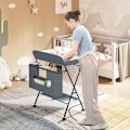 Miniatyrbillede 8 af 8: Rootz Justerbart Puslebord - Blestation - Børnehavemøbler - Sikker og sikker med sikkerhedslåse - Højdejusterbar for komfort - Bærbar med opbevaring -