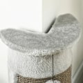 Miniatyrbillede 5 af 5: Rootz Cat-kradsestolpe - Inklusiv 2 bolde - Overdækket plys - Legebolde - Blødt plys - Spånplade - Hjørnevægge - Grå - 34L x 25,5W x 58H cm
