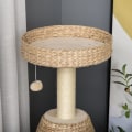 Miniatyrbillede 8 af 11: Nancy's Agen Point Cat Tree Krabpaal met Kattengrot - Geel - Gefabriceerd Hout, Pluche, Sisal - 15,74 cm x 15,74 cm x 32,48 cm