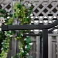 Pikkukuva 10 / 11: Rootz Plant Arch Penkillä - 2-istuttava penkki - Puutarhan kaareva katto - Flower Climber - Metalli - Musta - 154 x 60 x 205 cm