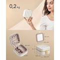 Miniatyrbild 5 av 6: Rootz Cloud White Resesmyckeskrin - Organizerfodral - Bärbar förvaring - PU-läder - 10,5 cm x 10,5 cm x 6 cm