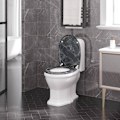 Miniatyrbild 2 av 7: Rootz Soft-Close Toalettsits - Duroplast - Antibakteriell - O-formad - 37,1 cm x 45,5 cm - Snabbinstallation
