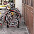 Miniatyrbillede 4 af 4: Rootz cykelstativ til 4 cykler - Vejrbestandig - Væg- eller gulvmontering - Stål - 110 x 33 x 27 cm