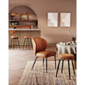 Miniatyrbild 5 av 8: Rootz Set med 2 karamellbruna barstolar - Hög pall - Kökspall - PU-läder - 54cm x 54cm x 91cm (D x B x H)