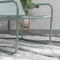 Miniatyrbild 4 av 5: Rootz Trädgårdsmöbler Set - Rotting Uteplats Set - 2 Fåtöljer - Sittdynor - 1 Runt Bord Ø60 Cm - Stål - Plast - Grön - 52W x 47,5D cm