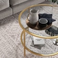 Miniatyrbillede 9 af 10: Rootz sidebord - moderne sengebord - natbord - hærdet glas - pulverlakeret stål - 60 cm x 43 cm - 2-lags hylde - guld