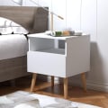 Miniatyrbillede 2 af 8: Rootz Modern sengebord - Natbord - Sidebord - Kompakt design - Effektiv opbevaring - Holdbar konstruktion - 40 cm x 50 cm x 33,5 cm
