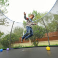 Miniatyrbild 6 av 7: Rootz Trampolinskyddsnät - Trampolinskyddsnät - Trampolinskyddsnät - Högkvalitativt skyddsnät - Hållbara trampolinskyddsnät - Beige - 366 cm