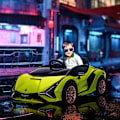 Miniatyrbillede 2 af 10: Rootz elbil til børn - Ride-On Car - Realistisk design, integrerede gadgets - 2 køretilstande - LED-lys - Fjernbetjening - 108L x 62W x 40H cm