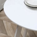 Miniatyrbillede 4 af 7: Rootz Spisebord - Køkkenbord - Til 2 personer - Højglans overflade - Med bordfødder - Hvid - 72 x 72 x 75cm