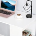 Miniatyrbillede 4 af 4: Rootz Desk Kontorbord - Computerbord - 2 hylder - Pladsbesparende design - 5 hylder - Spånplade - Hvid - 120 Cm X 55 Cm X 120 Cm