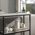 Miniatyrbillede 5 af 6: Rootz konsolbord - Industrielt design - Elegant imiteret marmor - 2 hylder - Marmoreffekt - Robust stålstel - Sort + Hvid - 100L x 30W x 80H cm