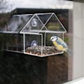 Miniatyrbild 3 av 4: Esschert Design fönstermatare i akryl 15x10x15,3 cm FB370 Vit