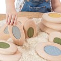 Pikkukuva 4 / 6: Guidecraft - Pinottavat aistigaletit Beige