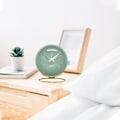 Miniatyrbild 4 av 5: (Grön) Relogeuhr Analog Väckarklocka med Ljus, Liten Retro Tyst