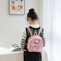 Miniatyrbild 3 av 5: Anime Barnryggsäck Resväska Skolväska Flickor Förskola Skolväska Födelsedagspresent Hello Kitty