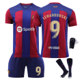 Pikkukuva 1 / 2: 23-24 Barcelonan kotipaita Lewandowski nro 9 (sukansuojalla) Lewandowski No. 9 22